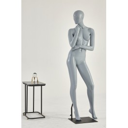 Mannequin gray matt lacquered Female nose shaped mouth