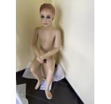 B good  sitting boy BB-12